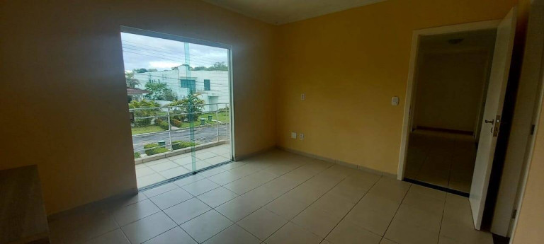 Imagem Casa com 3 Quartos para Alugar, em Ponta Negra - Manaus Imagem Casa com 3 Quartos para Alugar, em Ponta Negra - Manaus