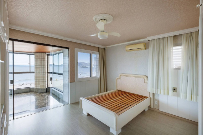 Imagem Apartamento com 3 Quartos para Alugar, 195 m² em Centro - Balneário Camboriú