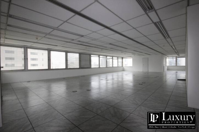 Imagem Imóvel Comercial à Venda, 133 m² em Itaim Bibi - São Paulo Imagem Imóvel Comercial à Venda, 133 m² em Itaim Bibi - São Paulo