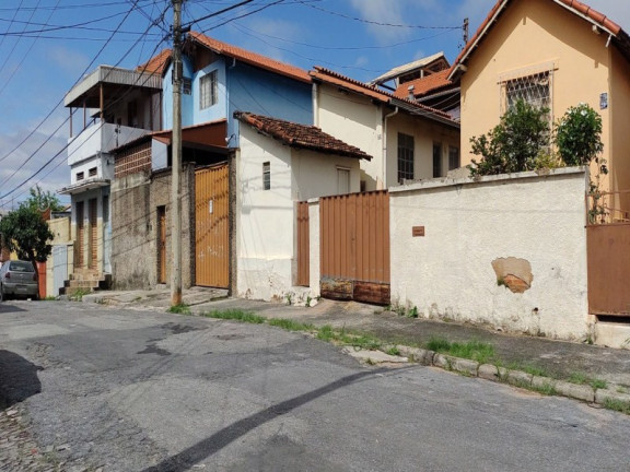Imagem Casa com 5 Quartos à Venda, 186 m² em Santa Cruz - Belo Horizonte Imagem Casa com 5 Quartos à Venda, 186 m² em Santa Cruz - Belo Horizonte