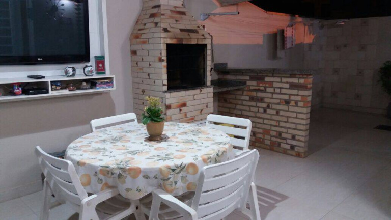 Imagem Casa à Venda, em Despraiado - Cuiabá Imagem Casa à Venda, em Despraiado - Cuiabá