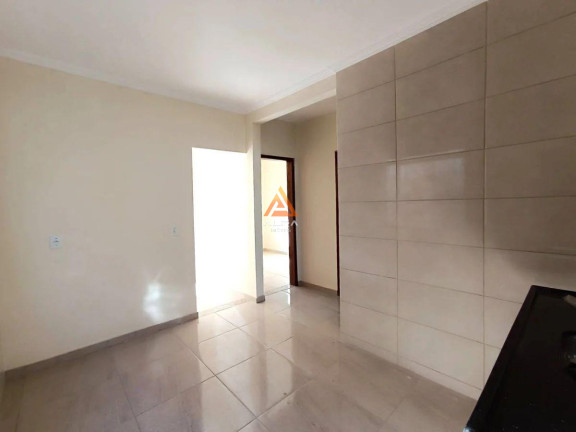 Imagem Casa com 2 Quartos à Venda, 93 m² Imagem Casa com 2 Quartos à Venda, 93 m²