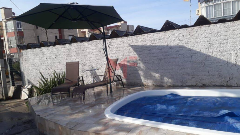 Imagem Casa com 2 Quartos para Alugar, em Capão Da Canoa Imagem Casa com 2 Quartos para Alugar, em Capão Da Canoa