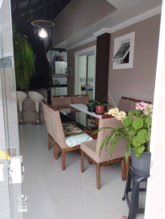 Imagem Sobrado com 3 Quartos à Venda, 94 m² em Uberaba - Curitiba Imagem Sobrado com 3 Quartos à Venda, 94 m² em Uberaba - Curitiba