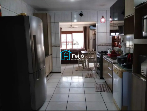 Imagem Casa com 3 Quartos à Venda, 140 m² em Lami - Porto Alegre Imagem Casa com 3 Quartos à Venda, 140 m² em Lami - Porto Alegre