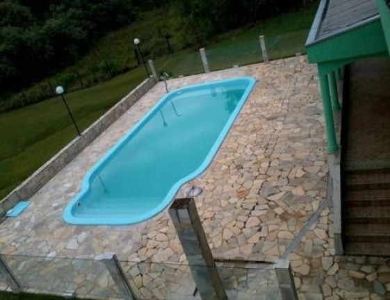 Imagem Imóvel com 4 Quartos à Venda, 180 m² em Cruz Do Cedro - Quadra Imagem Imóvel com 4 Quartos à Venda, 180 m² em Cruz Do Cedro - Quadra