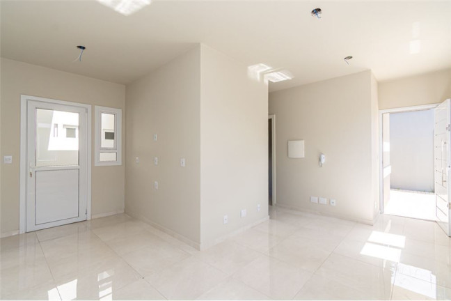 Imagem Casa com 2 Quartos à Venda, em Nossa Senhora Das Graças - Canoas Imagem Casa com 2 Quartos à Venda, em Nossa Senhora Das Graças - Canoas