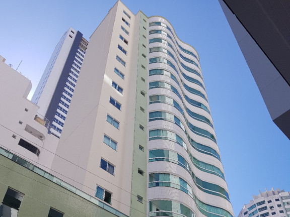 Imagem Imóvel com 3 Quartos à Venda, 127 m² em Pioneiros - Balneário Camboriú Imagem Imóvel com 3 Quartos à Venda, 127 m² em Pioneiros - Balneário Camboriú