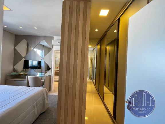 Imagem Apartamento com 3 Quartos à Venda, 137 m² em Centro - Balneário Camboriú Imagem Apartamento com 3 Quartos à Venda, 137 m² em Centro - Balneário Camboriú