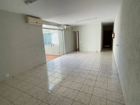 Imagem Casa à Venda, 329 m² em Centro - Bragança Paulista Imagem Casa à Venda, 329 m² em Centro - Bragança Paulista