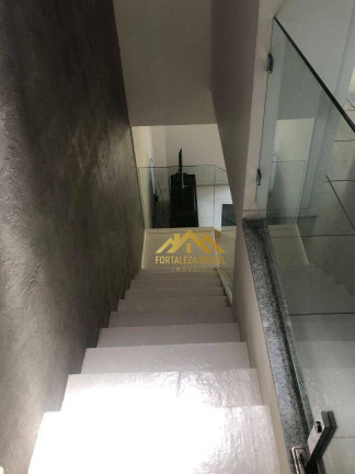 Imagem Imóvel com 4 Quartos à Venda, 180 m² em Sapiranga - Fortaleza