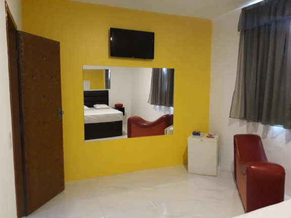 Imagem Imóvel com 25 Quartos à Venda, 5.000 m² em Itapuã - Salvador Imagem Imóvel com 25 Quartos à Venda, 5.000 m² em Itapuã - Salvador