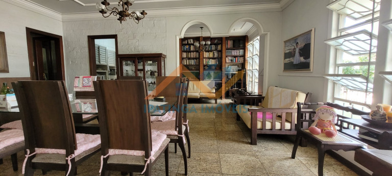 Imagem Casa com 4 Quartos à Venda, 240 m² em Cariru - Ipatinga Imagem Casa com 4 Quartos à Venda, 240 m² em Cariru - Ipatinga