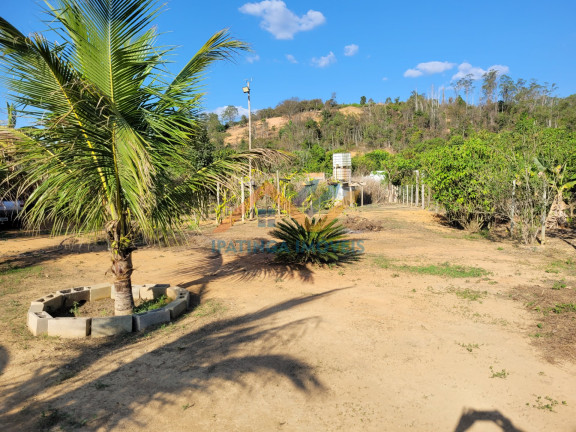Imagem Imóvel com 2 Quartos à Venda, 2.000 m² em Zona Rural - Marliéria Imagem Imóvel com 2 Quartos à Venda, 2.000 m² em Zona Rural - Marliéria