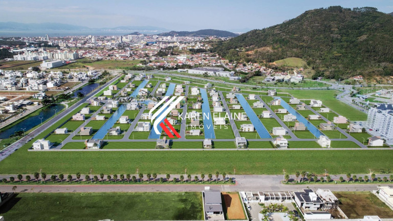 Imagem Casa de Condomínio com 3 Quartos à Venda, 216 m² em Beira Rio - Biguaçu Imagem Casa de Condomínio com 3 Quartos à Venda, 216 m² em Beira Rio - Biguaçu