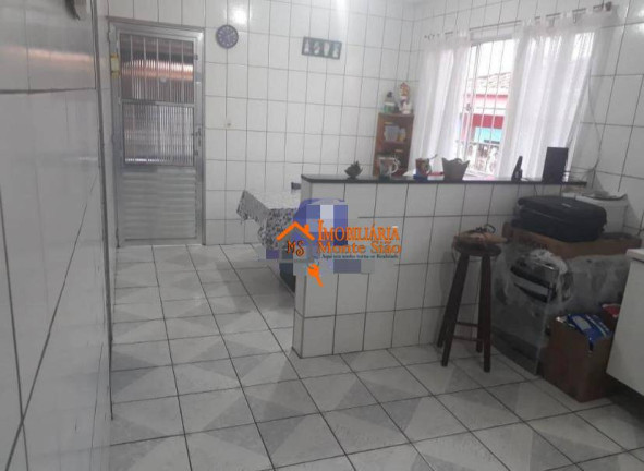 Imagem Casa com 3 Quartos à Venda, 240 m² em Jardim Santa Cecília - Guarulhos Imagem Casa com 3 Quartos à Venda, 240 m² em Jardim Santa Cecília - Guarulhos