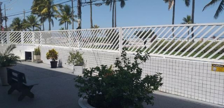 Imagem Kitnet com 1 Quarto à Venda, 32 m² em Vila Tupi - Praia Grande Imagem Kitnet com 1 Quarto à Venda, 32 m² em Vila Tupi - Praia Grande