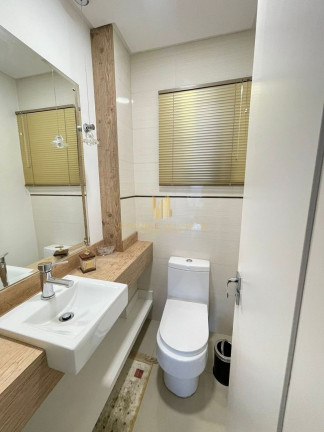 Imagem Apartamento com 3 Quartos à Venda, 140 m² em Pioneiros - Balneário Camboriú Imagem Apartamento com 3 Quartos à Venda, 140 m² em Pioneiros - Balneário Camboriú