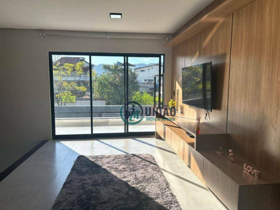 Imagem Casa com 5 Quartos à Venda, 700 m² em Piratininga - Niterói Imagem Casa com 5 Quartos à Venda, 700 m² em Piratininga - Niterói