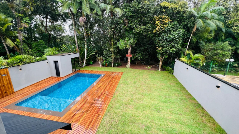 Imagem Imóvel com 4 Quartos à Venda, em Riviera - Bertioga Imagem Imóvel com 4 Quartos à Venda, em Riviera - Bertioga