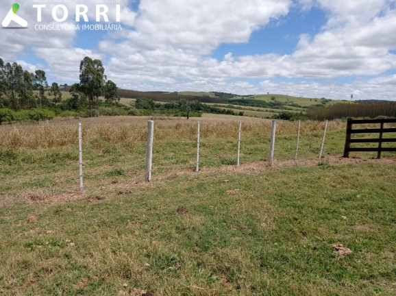 Imagem Imóvel com 1 Quarto à Venda, 1.137.400 m² em Centro - Paranapanema Imagem Imóvel com 1 Quarto à Venda, 1.137.400 m² em Centro - Paranapanema