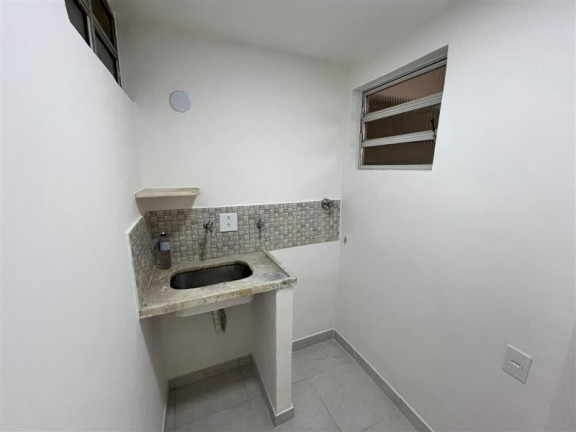 Kitnet com 1 Quarto à Venda, 30 m² em Liberdade - São Paulo
