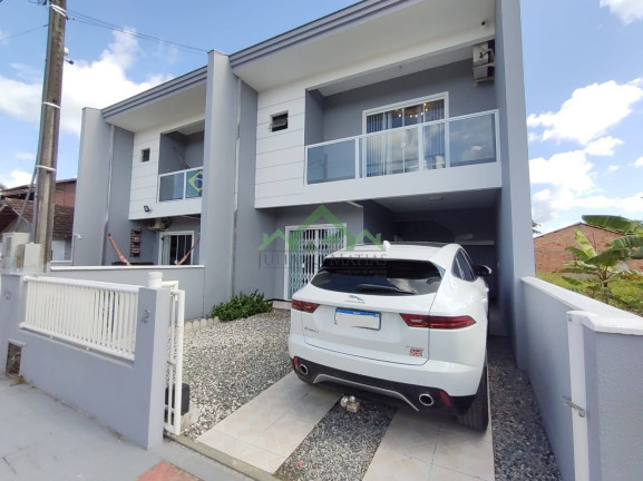 Casa com 3 Quartos à Venda, 135 m² em Pinheiros - Balneário Barra Do Sul
