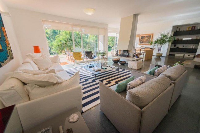 Imagem Imóvel com 3 Quartos à Venda, 2.541 m² em Chácaras Do Refúgio-granja Viana - Cotia