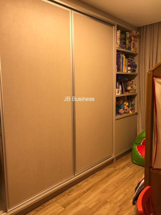 Imagem Imóvel com 3 Quartos à Venda, 191 m² em Centro - Balneário Camboriú Imagem Imóvel com 3 Quartos à Venda, 191 m² em Centro - Balneário Camboriú
