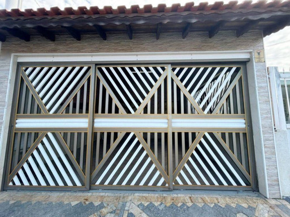 Casa com 2 Quartos à Venda, 125 m² em Jardim Imperador - Praia Grande