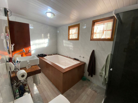 Imagem Casa com 2 Quartos à Venda, 120 m² em Colônia Alpina - Teresópolis Imagem Casa com 2 Quartos à Venda, 120 m² em Colônia Alpina - Teresópolis