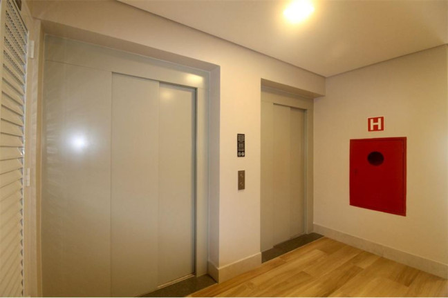 Imagem Imóvel com 1 Quarto à Venda, em Centro - São Paulo Imagem Imóvel com 1 Quarto à Venda, em Centro - São Paulo