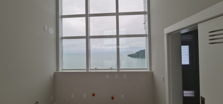 Imagem Imóvel com 4 Quartos à Venda, 227 m² em Centro - Balneário Camboriú Imagem Imóvel com 4 Quartos à Venda, 227 m² em Centro - Balneário Camboriú