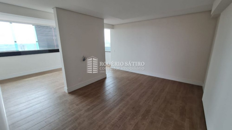 Imagem Cobertura com 5 Quartos à Venda, 557 m² em Mercês - Uberaba Imagem Cobertura com 5 Quartos à Venda, 557 m² em Mercês - Uberaba