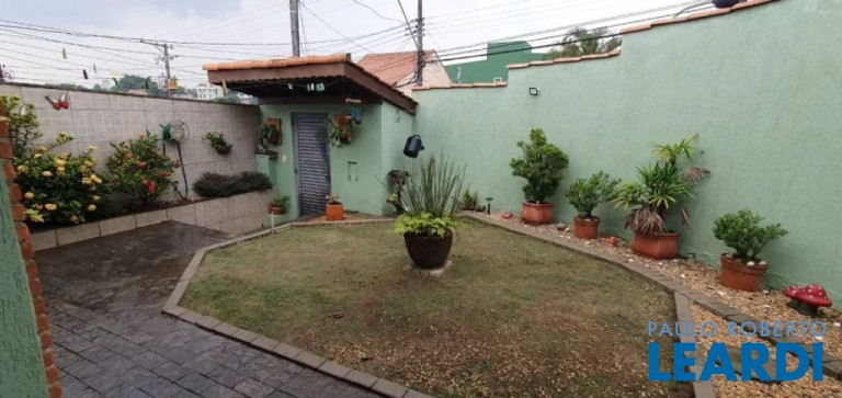 Imagem Casa com 3 Quartos à Venda, 232 m² em Jardim Bela Vista - Santo André Imagem Casa com 3 Quartos à Venda, 232 m² em Jardim Bela Vista - Santo André