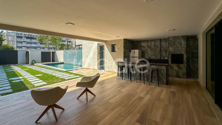 Imagem Casa de Condomínio com 4 Quartos para Alugar,  em Barra Da Tijuca - Rio De Janeiro