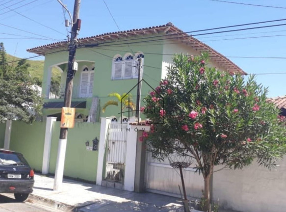 Casa com 5 Quartos à Venda, 252 m² em Porto Grande - São Sebastião