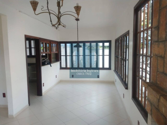 Imagem Casa com 3 Quartos à Venda, 367 m² em Rio Vermelho - Florianópolis