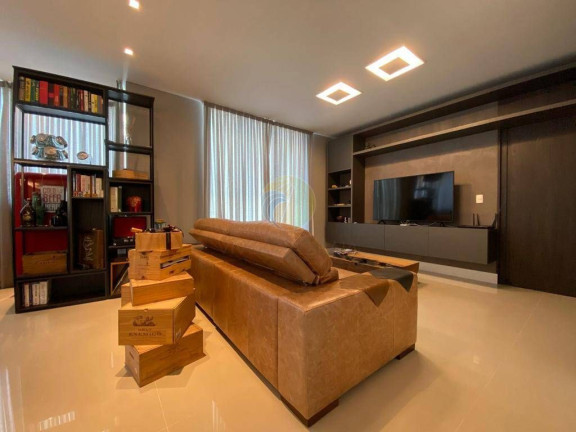Apartamento com 3 Quartos à Venda, 131 m² em Centro - Balneário Camboriú