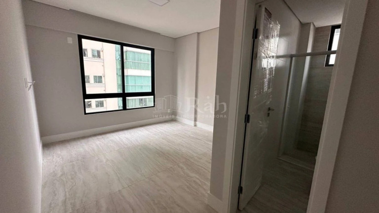 Imagem Apartamento com 4 Quartos à Venda, 146 m² em Pioneiros - Balneário Camboriú
