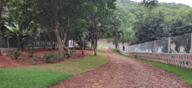 Imagem Casa com 4 Quartos à Venda, 300 m² em Centro - Boa Vista Da Aparecida