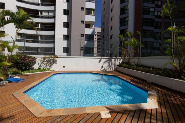 Imagem Imóvel com 3 Quartos à Venda,  em Moema - São Paulo