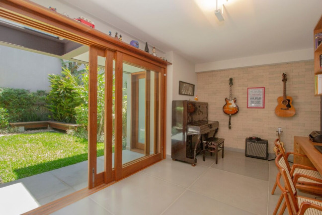 Imagem Casa com 3 Quartos à Venda, 278 m² em Jardim Paulistano - São Paulo Imagem Casa com 3 Quartos à Venda, 278 m² em Jardim Paulistano - São Paulo