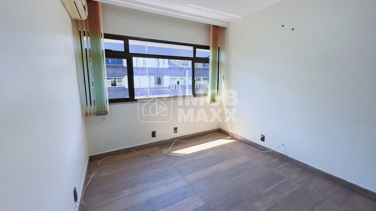 Imagem Apartamento com 3 Quartos à Venda, 120 m² em Asa Sul - Brasília Imagem Apartamento com 3 Quartos à Venda, 120 m² em Asa Sul - Brasília