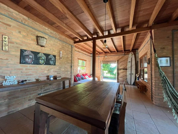Imagem Casa com 3 Quartos à Venda, 200 m² em Ibiraquera - Imbituba Imagem Casa com 3 Quartos à Venda, 200 m² em Ibiraquera - Imbituba