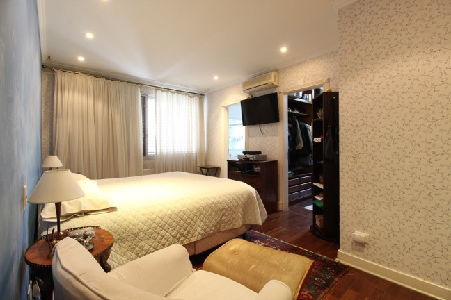 Apartamento com 4 Quartos à Venda,  em Bela Vista - São Paulo