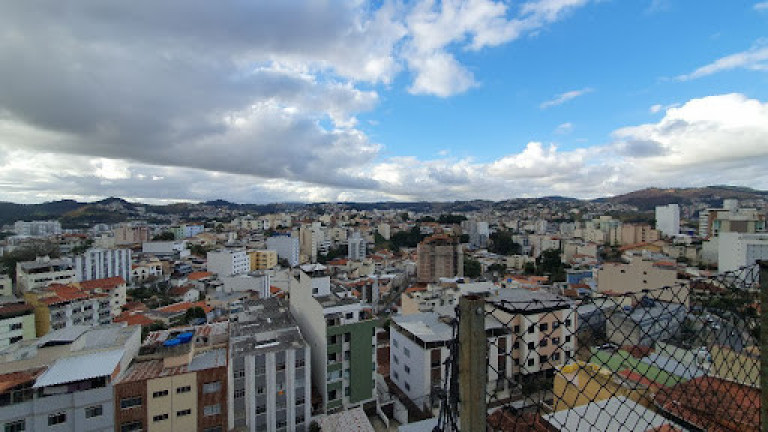 Imagem Cobertura com 4 Quartos à Venda, 201 m² em Santa Helena - Juiz De Fora