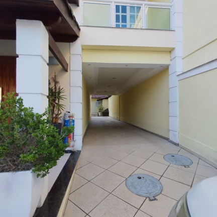 Imagem Casa com 4 Quartos à Venda, 200 m² em Maria Paula - Niterói Imagem Casa com 4 Quartos à Venda, 200 m² em Maria Paula - Niterói