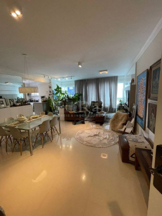 Imagem Apartamento com 3 Quartos à Venda, 133 m² em Centro - Balneário Camboriú Imagem Apartamento com 3 Quartos à Venda, 133 m² em Centro - Balneário Camboriú