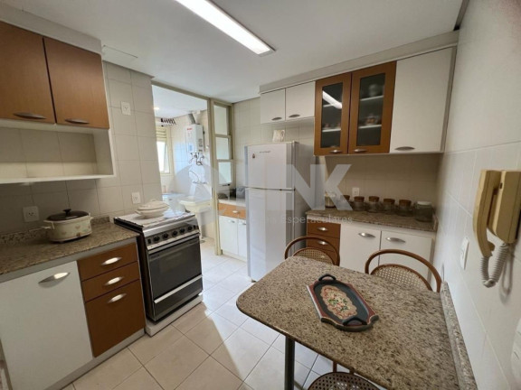 Imagem Apartamento com 2 Quartos à Venda, 102 m² em Menino Deus - Porto Alegre